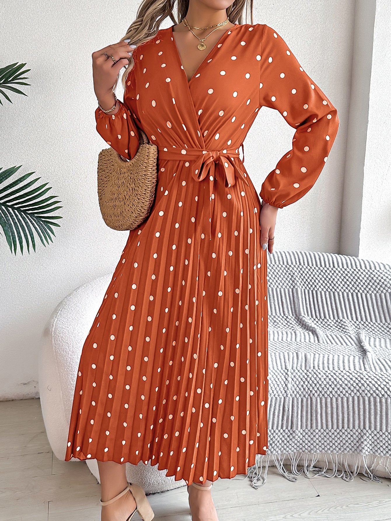 Chic Women's Color-Blocked Polka Dot Maxi Dress with Cross V-Neck and Pleated Design