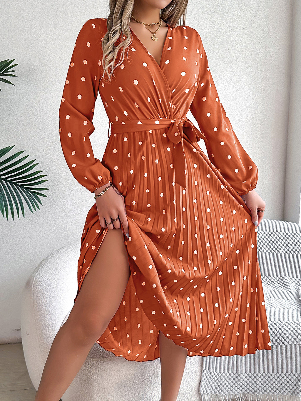 Chic Women's Color-Blocked Polka Dot Maxi Dress with Cross V-Neck and Pleated Design